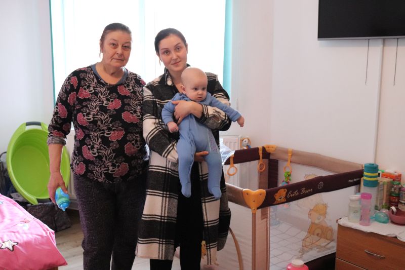 Ajutorarea femeilor refugiate din Ucraina