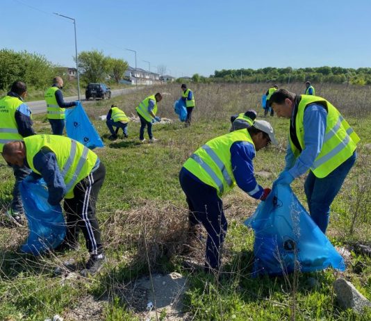 Curățenie cartierul Otopeni de Jos, în cadrul campaniei naționale ”Curățăm România”